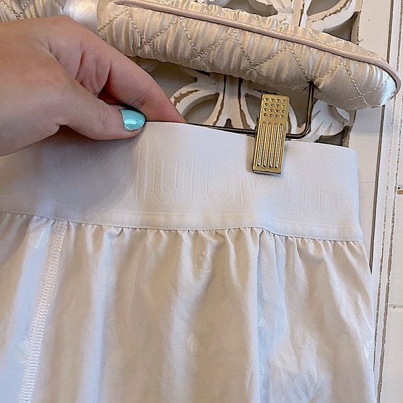 lululemon athletica White Athletic Shorts - Picture 5 of 6